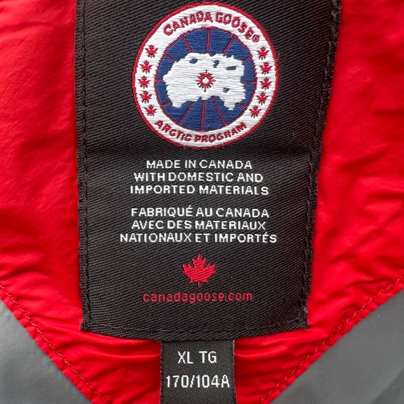Authentic Canada Goose Abbott Hoody Red - Picture 10 of 16